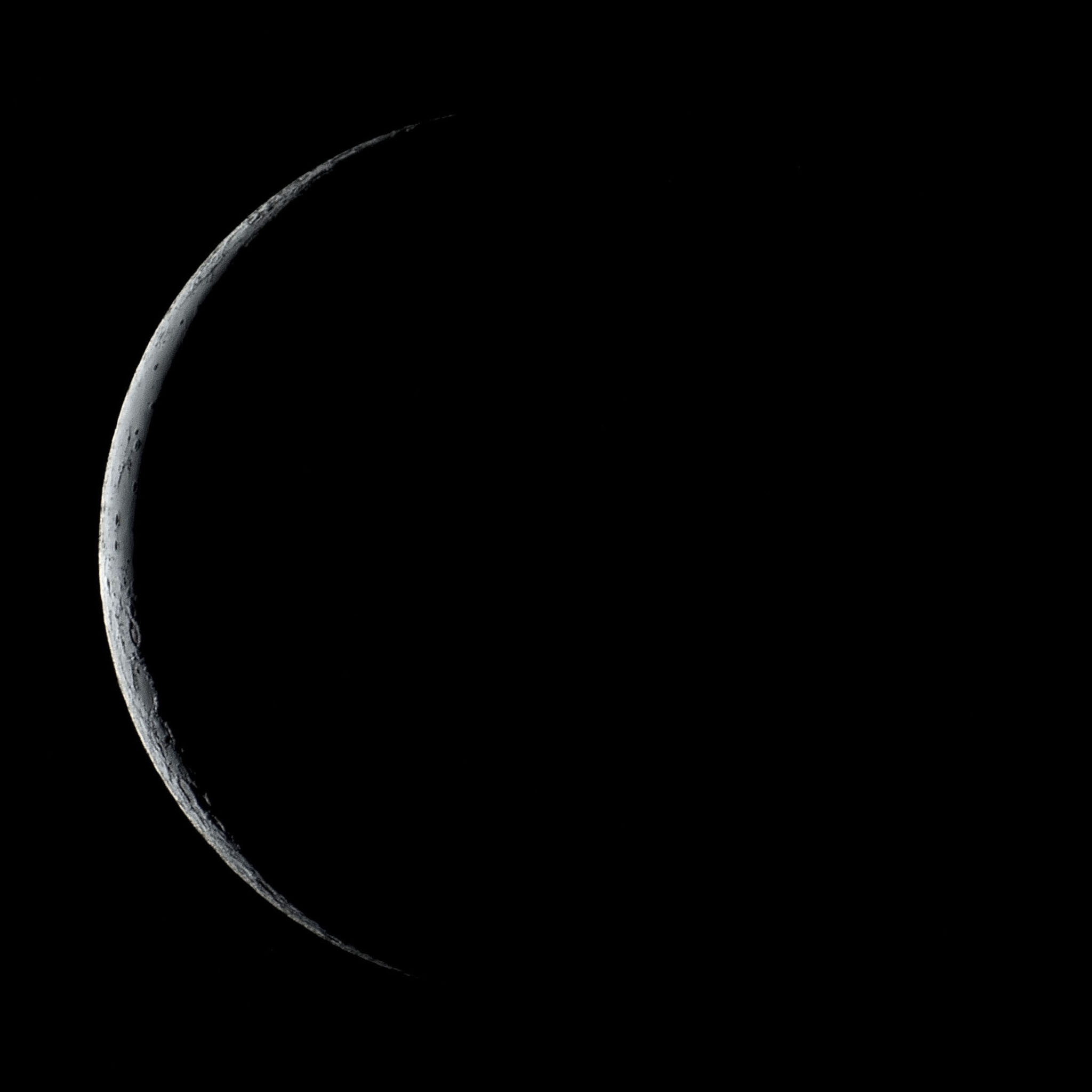 The 25-day-old Waning Crescent Moon By Alan Dyer